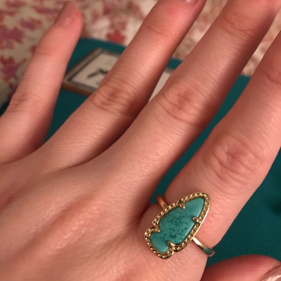 Kendra Scott Jewelry - Small turquoise arrowhead ring
